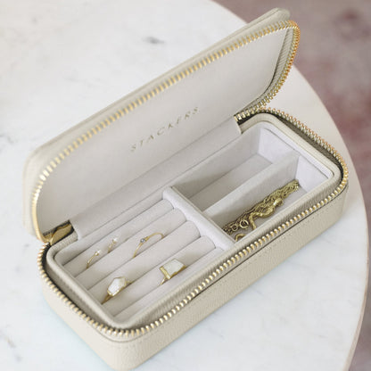 Oatmeal Medium Zipped Travel Jewellery Box